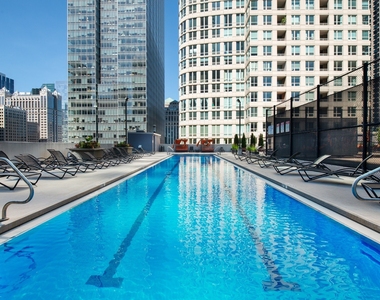 345 N Lasalle Drive - Photo Thumbnail 19