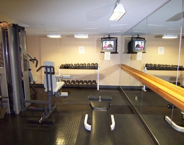 345 N Lasalle Drive - Photo Thumbnail 14