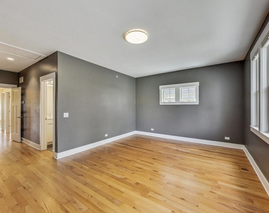 8101 Floral Avenue - Photo Thumbnail 14