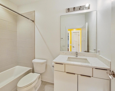 8101 Floral Avenue - Photo Thumbnail 23