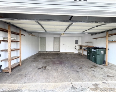 652 Lincoln Station Drive - Photo Thumbnail 13