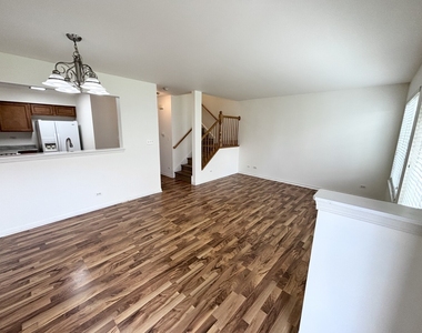652 Lincoln Station Drive - Photo Thumbnail 1
