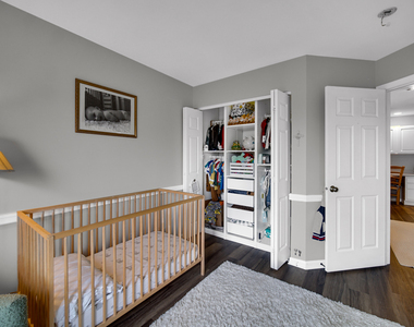1882 N Wentworth Circle - Photo Thumbnail 23