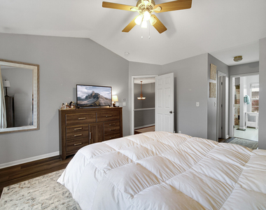 1882 N Wentworth Circle - Photo Thumbnail 20
