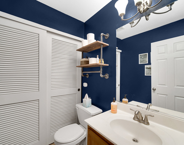 1882 N Wentworth Circle - Photo Thumbnail 5