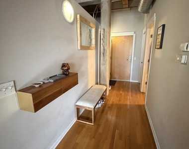 333 S Desplaines Street - Photo Thumbnail 9