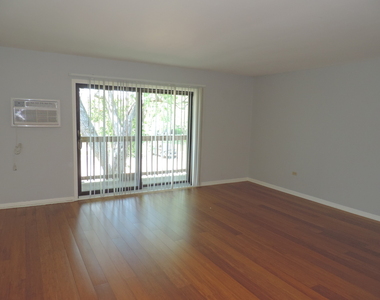 7425 Brookdale Drive - Photo Thumbnail 4