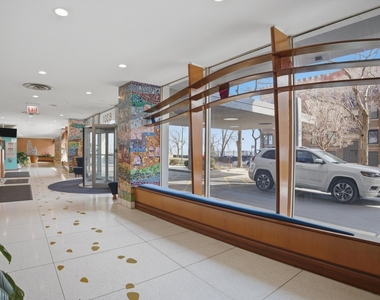 6301 N Sheridan Road - Photo Thumbnail 7