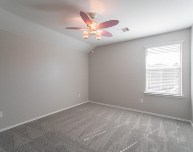 7247 Basque Country Drive - Photo Thumbnail 41