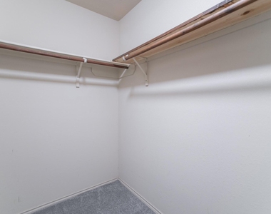 7247 Basque Country Drive - Photo Thumbnail 30