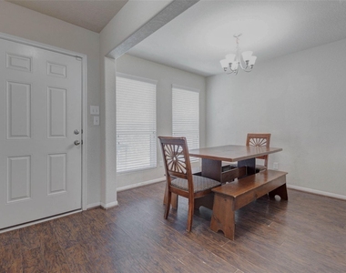 3027 Upland Spring Trace - Photo Thumbnail 4