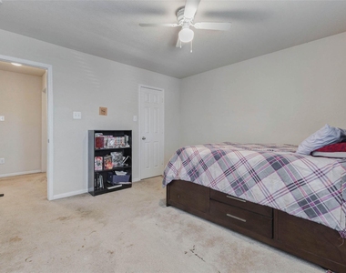 3027 Upland Spring Trace - Photo Thumbnail 20