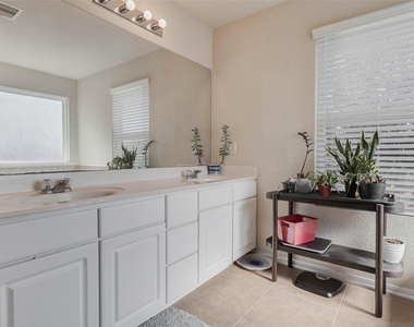 3027 Upland Spring Trace - Photo Thumbnail 17