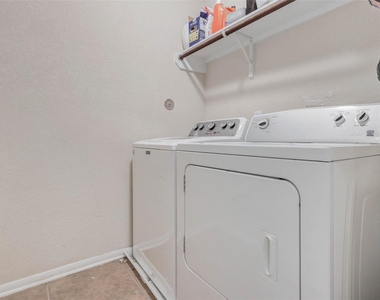 3027 Upland Spring Trace - Photo Thumbnail 23