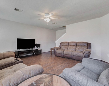 3027 Upland Spring Trace - Photo Thumbnail 11