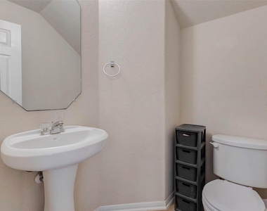 3027 Upland Spring Trace - Photo Thumbnail 5