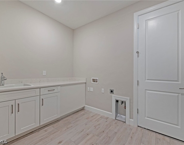 17471 Caravita Lane Lane - Photo Thumbnail 24