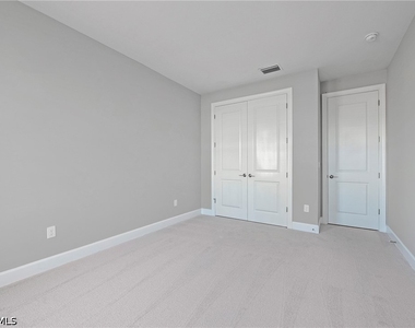 17471 Caravita Lane Lane - Photo Thumbnail 13