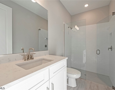 17471 Caravita Lane Lane - Photo Thumbnail 10