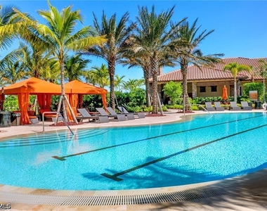 9366 Pocida Court - Photo Thumbnail 31