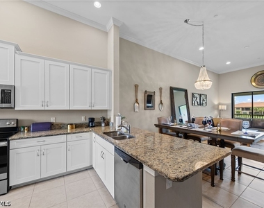 9366 Pocida Court - Photo Thumbnail 6