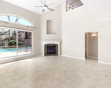 803 Chisel Point Drive - Photo Thumbnail 10