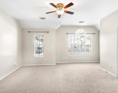 803 Chisel Point Drive - Photo Thumbnail 31