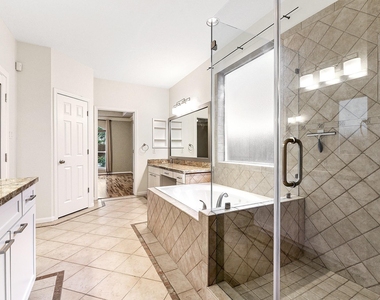 803 Chisel Point Drive - Photo Thumbnail 22