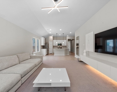 2901 Yaupon Grove Lane - Photo Thumbnail 9