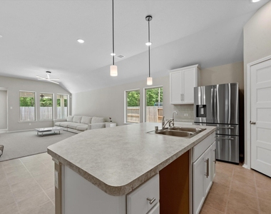 2901 Yaupon Grove Lane - Photo Thumbnail 14