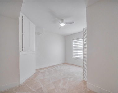 1614 Ridgewood Street - Photo Thumbnail 14