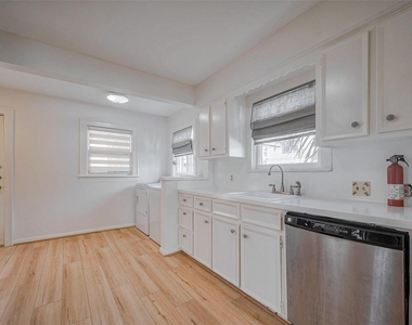 1614 Ridgewood Street - Photo Thumbnail 10