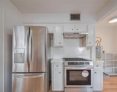 1614 Ridgewood Street - Photo Thumbnail 11