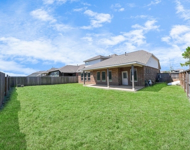 10603 Juniper Branch Drive - Photo Thumbnail 14