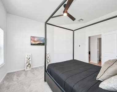 10603 Juniper Branch Drive - Photo Thumbnail 7