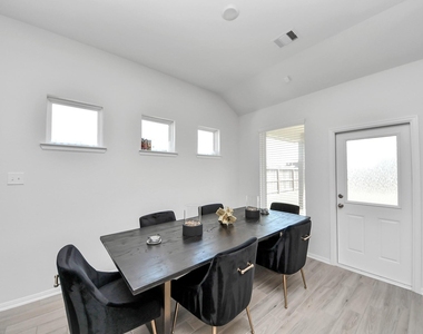 10603 Juniper Branch Drive - Photo Thumbnail 25