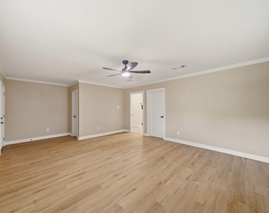 417 13th Avenue N - Photo Thumbnail 15
