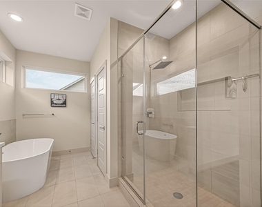 4418 Bora Bora Lane - Photo Thumbnail 23