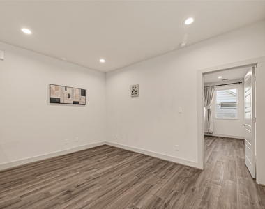4418 Bora Bora Lane - Photo Thumbnail 16