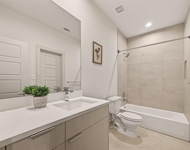 4418 Bora Bora Lane - Photo Thumbnail 32