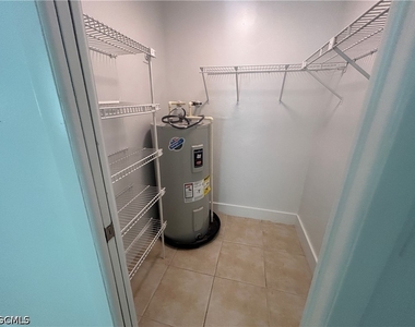 4708 Se 5th Place - Photo Thumbnail 10