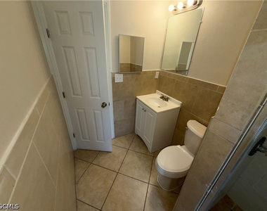 1101 Leeland Heights Boulevard E - Photo Thumbnail 16