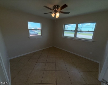 1101 Leeland Heights Boulevard E - Photo Thumbnail 12