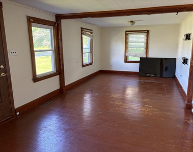 1420 Woodbury - Photo Thumbnail 7