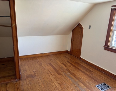 1420 Woodbury - Photo Thumbnail 26