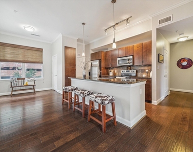 300 St Joseph Parkway - Photo Thumbnail 2