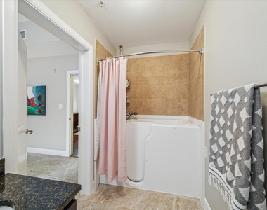300 St Joseph Parkway - Photo Thumbnail 11