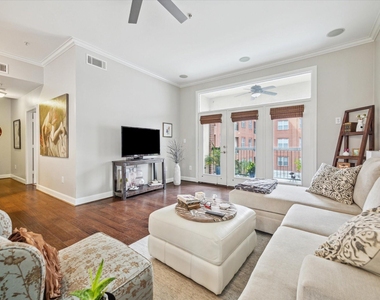 300 St Joseph Parkway - Photo Thumbnail 6