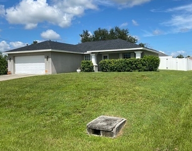 3717 Ne 13th Avenue - Photo Thumbnail 1