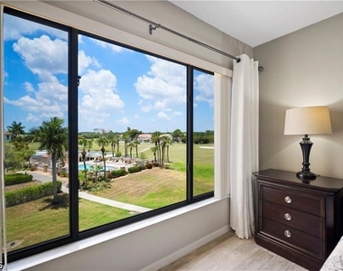 7430 Lake Breeze Drive - Photo Thumbnail 9